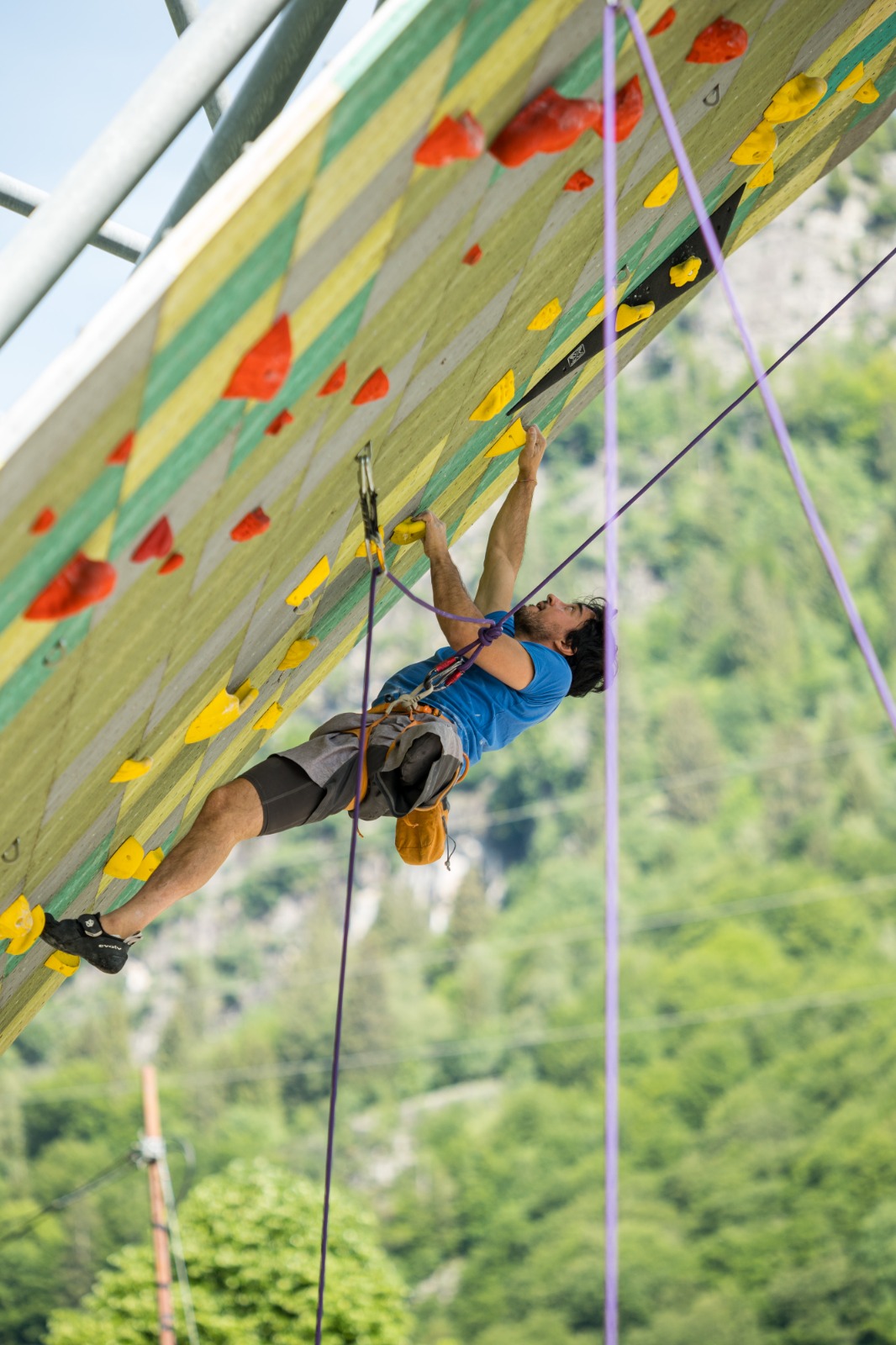 images/cs_val_daone_paraclimbing_23.jpeg