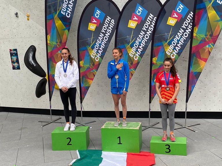 images/mabboni_campionessa_europea_giovanile.jpeg