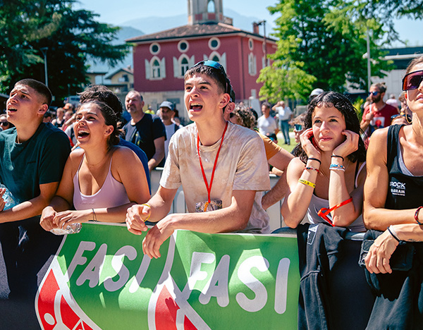 images/pubblico.jpg